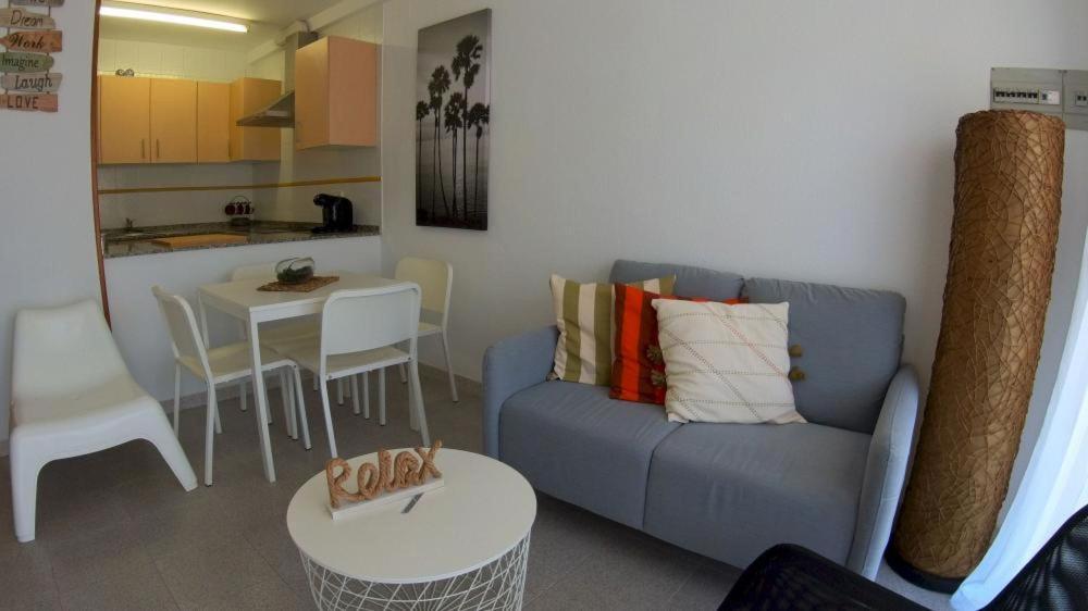 Ferienwohnung Encantador Apartamento Gaviotas Cerca De La Playa Calafat Exterior foto